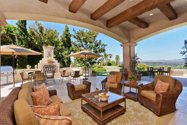 laura-barry-luxury-real-est