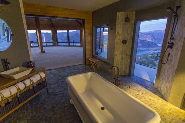 san-diego-luxury-bathroom-w