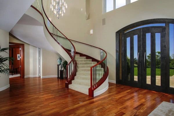 2a_7105-Fairway-Road-La-Jolla-Foyer-600x400 (2)