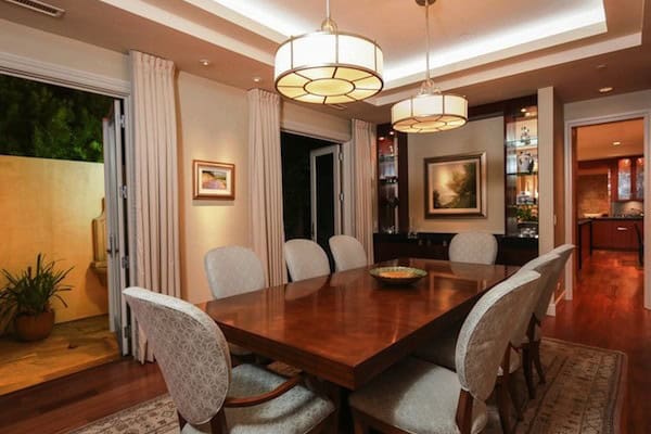 6_7105-Fairway-Road-La-Jolla-Dining-Room-600x400