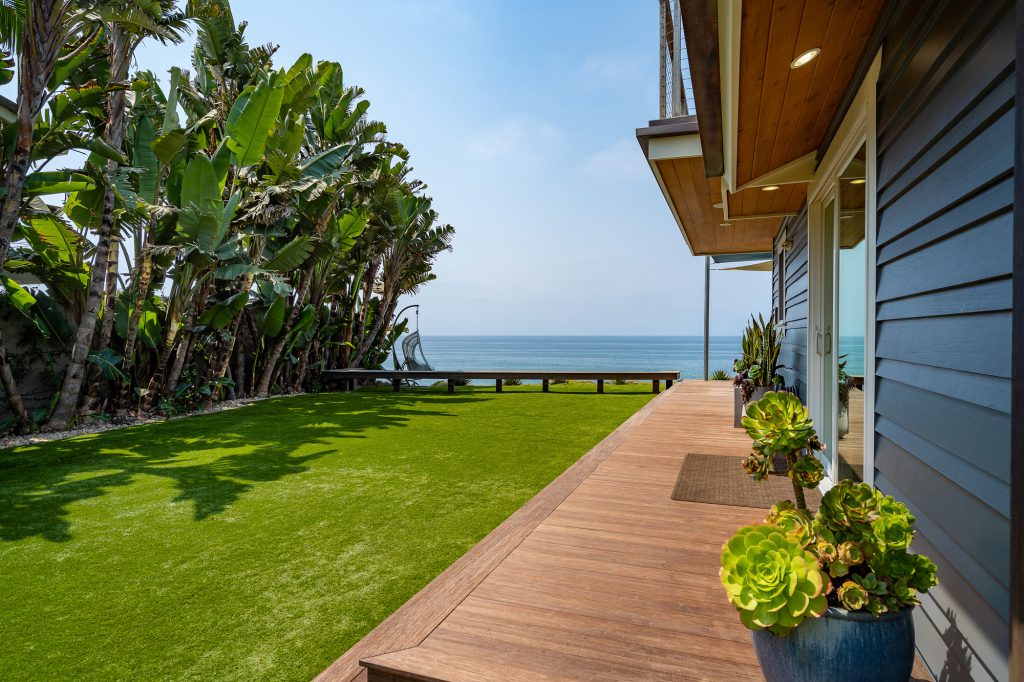 FLOATING ABOVE in Solana Beach with Laura Barry & Jim Graves San